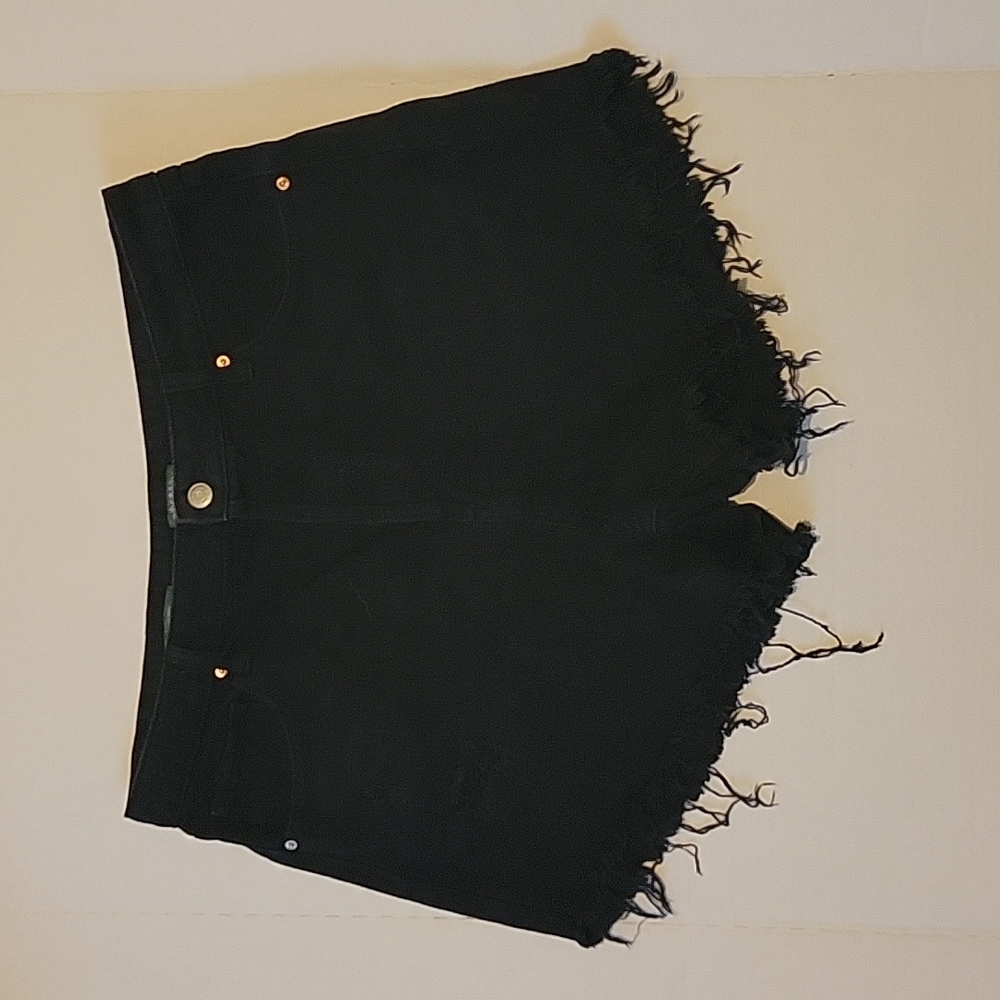 Wild Fable size 14 black denim shorts